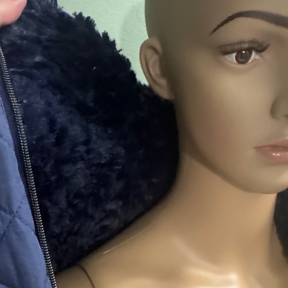 Women’s Navy Quilted Sleeveless Vest size 2XL - Picture 4 of 6